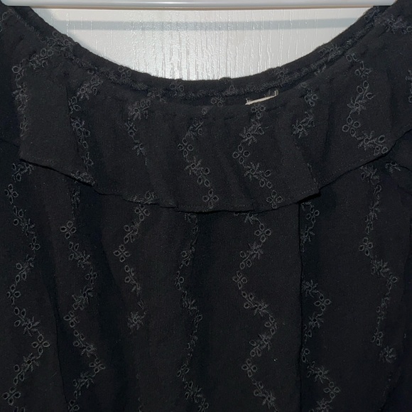 Women’s Short Sleeve - Picture 2 of 3